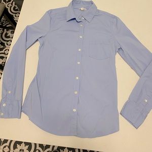 Aeropostale Women’s size Medium Preppy Y2K Style Prep Blue colored button up